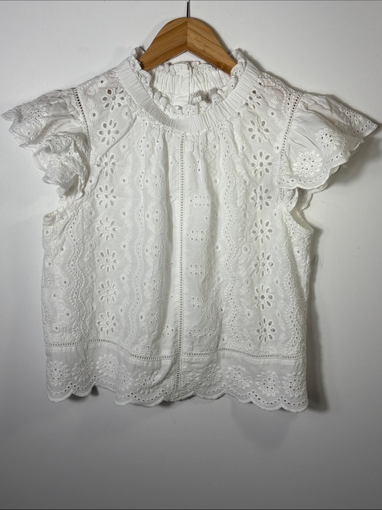 Jennifer & Grace Tops - Jennifer & Grace White Eyelet Lace Flutter Sleeve Mock Neck Blouse XS